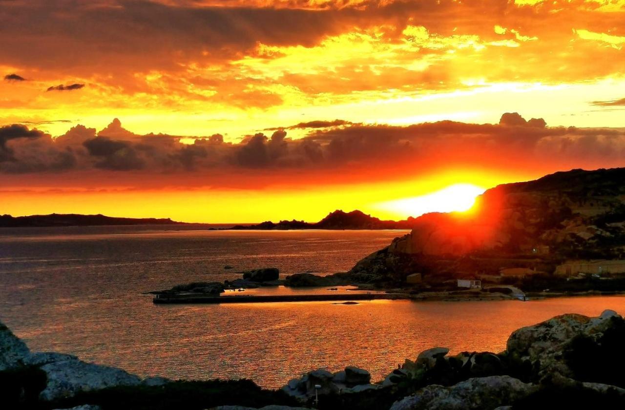 A Punta Tegge Il Mare La Il Tramonto * La Maddalena (Sassari)